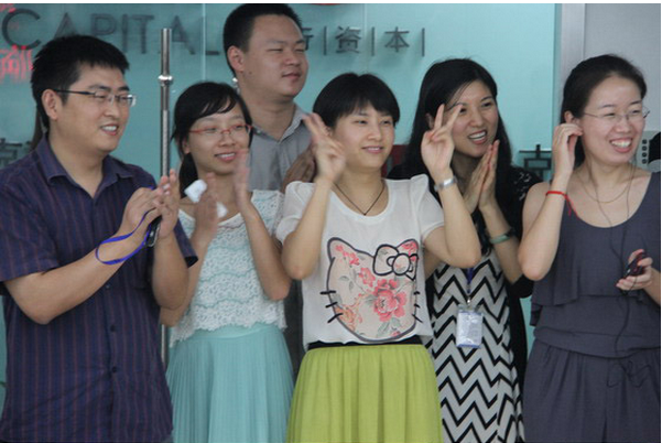 “乒臨城下”；孰與爭鋒